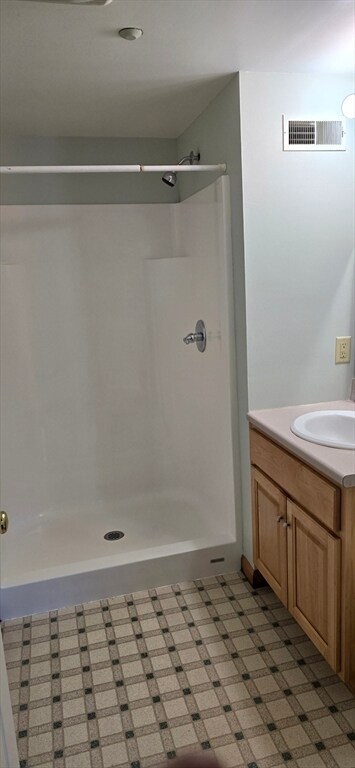 Building Photo - 22 High St