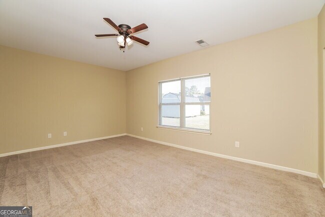 Building Photo - 67 Hamil Ct NW