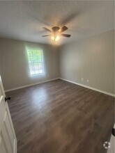 Building Photo - 111 Premiere Ct