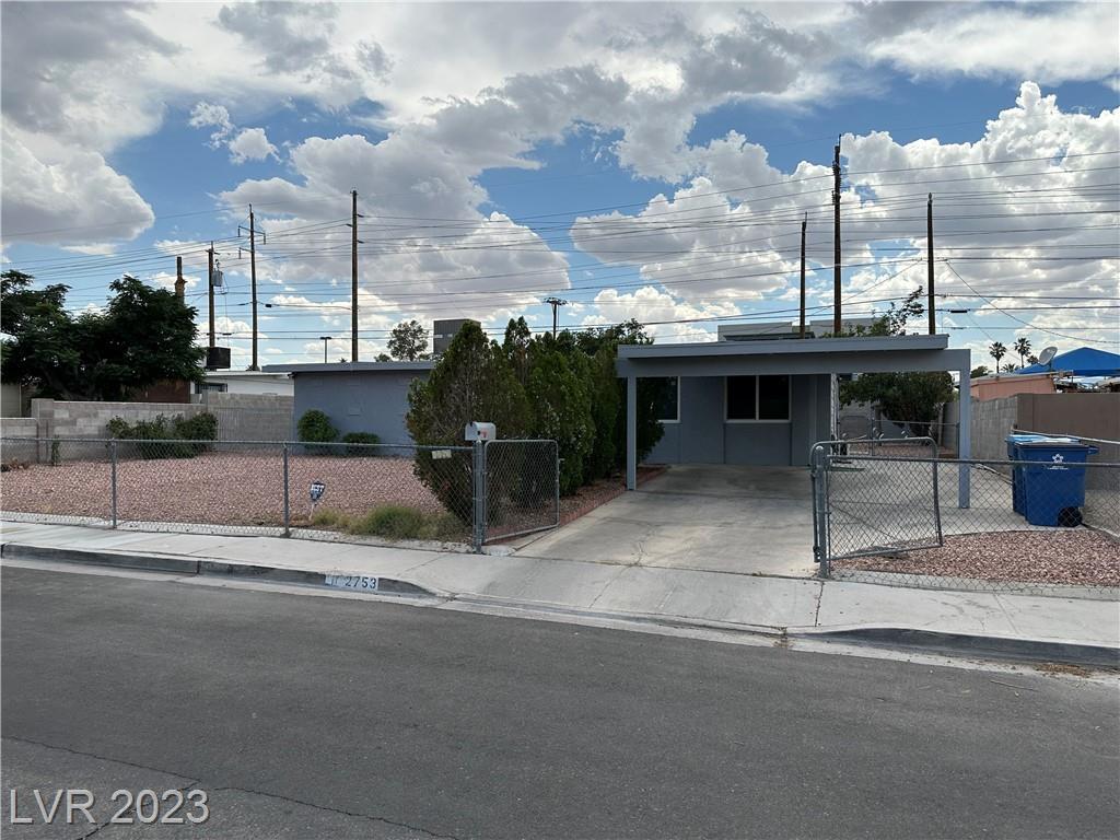 Building Photo - 2753 Talbot St