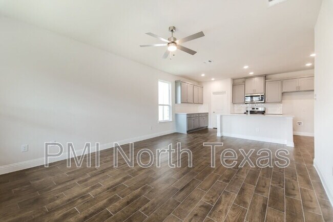 Building Photo - 3114 Cordelia Dr