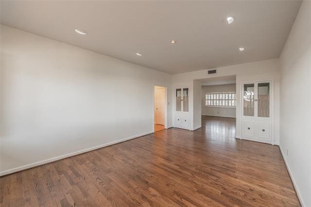 Building Photo - 6205 Greenway Rd