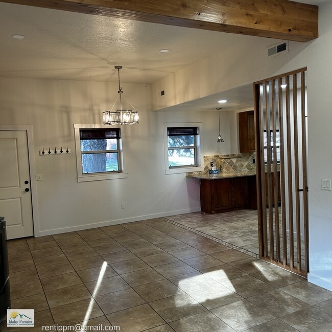 Building Photo - 1919 N 31st St