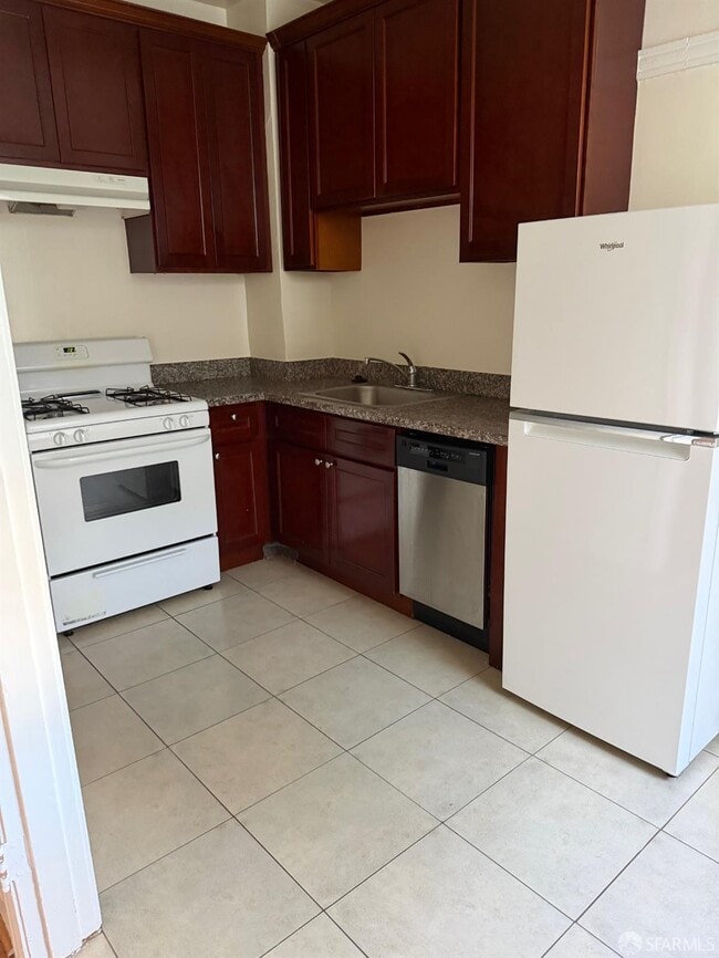 Building Photo - 2345 Post St