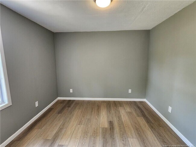 Building Photo - 5100 Malloy Cir