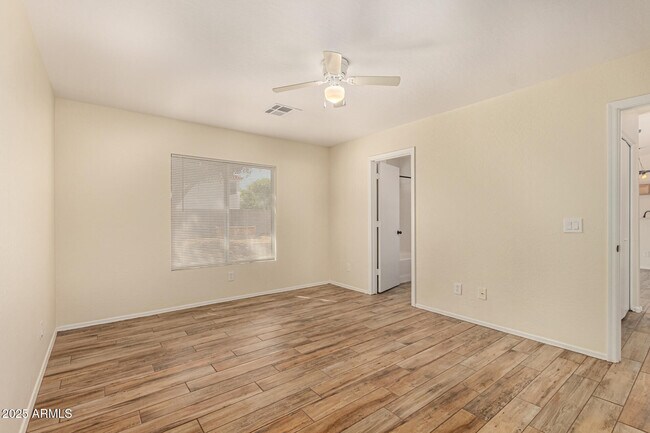 Building Photo - 40234 N Lerwick Dr