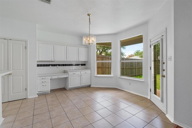 Building Photo - 7925 Osborne Dr
