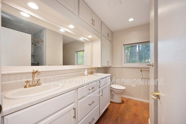 Building Photo - 12616 N Emerald Dr