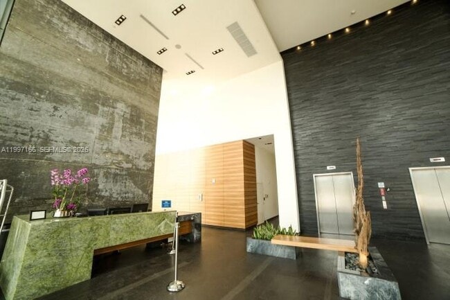 Building Photo - 888 Biscayne Blvd