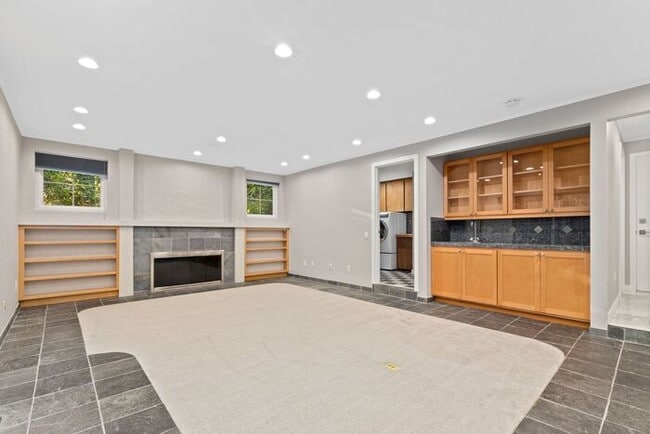 Building Photo - Stunning Private AIR CONDITIONED Dream Home in Coveted Bridal Trails