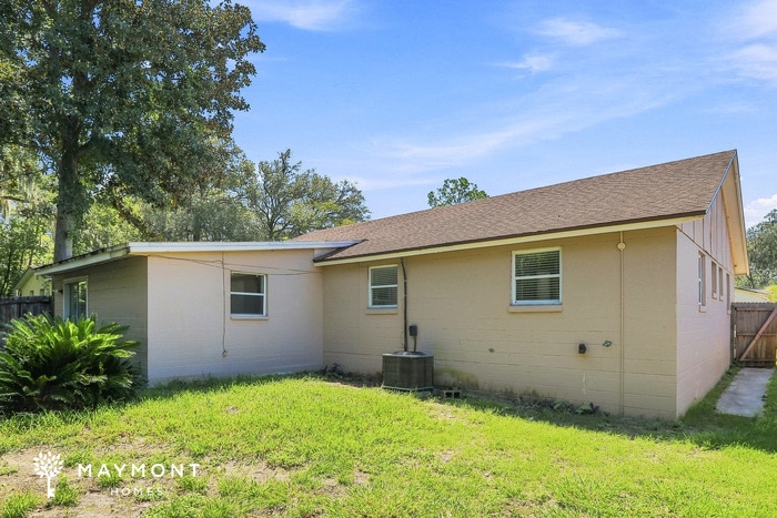 Building Photo - 379 Aries Dr