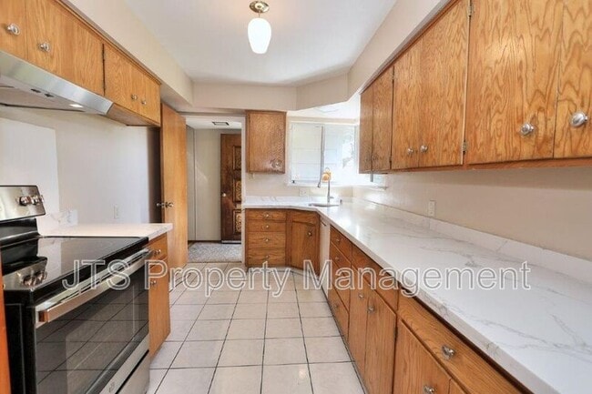 Building Photo - 1200 Gary Way