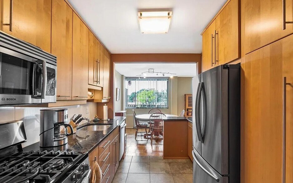 Building Photo - 4343 Cherry Hill Rd