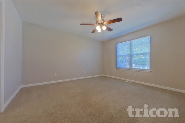 Building Photo - 108 Woodlands Village Dr