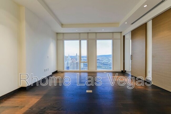 Primary Photo - 3750 Las Vegas Blvd S