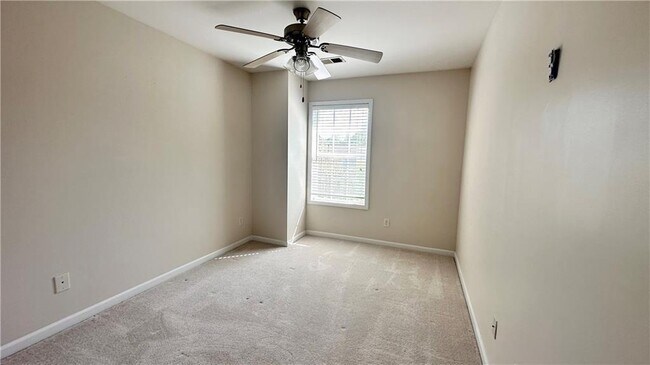 Building Photo - 1011 Primrose View Cir NW