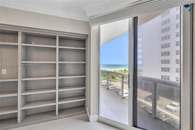 Building Photo - 9559 Collins Ave