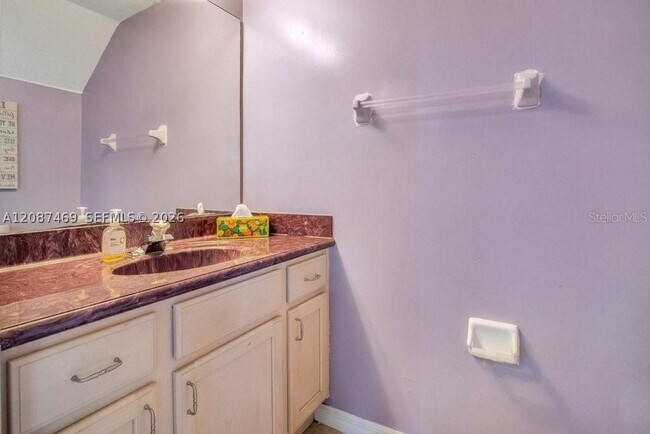 Building Photo - 321 Corvina Dr
