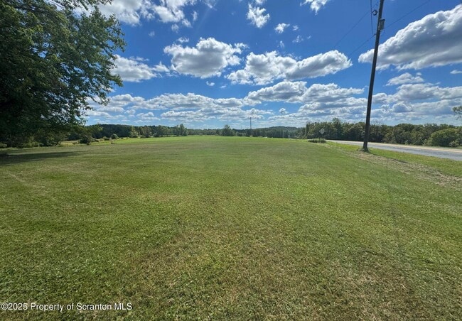 Building Photo - 394 Dennis Rd