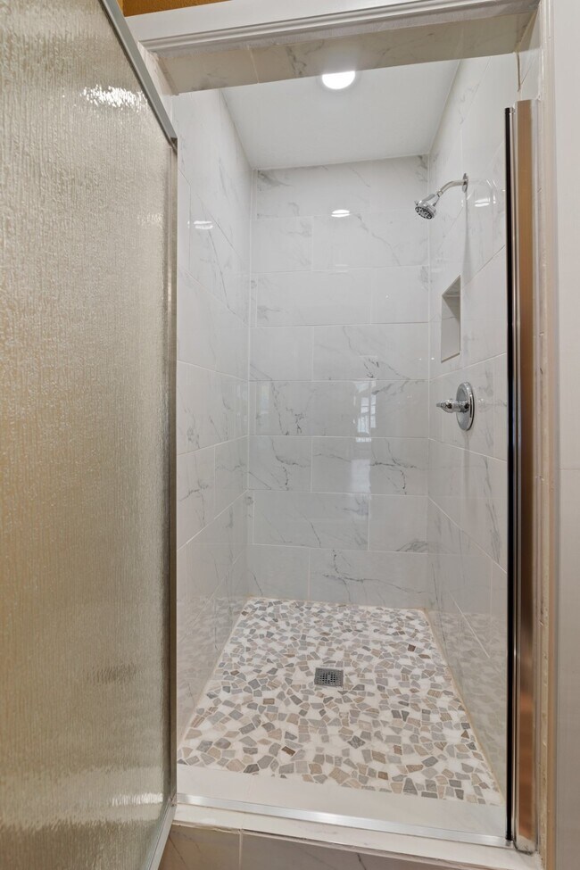 Building Photo - 38210 Green Willow St