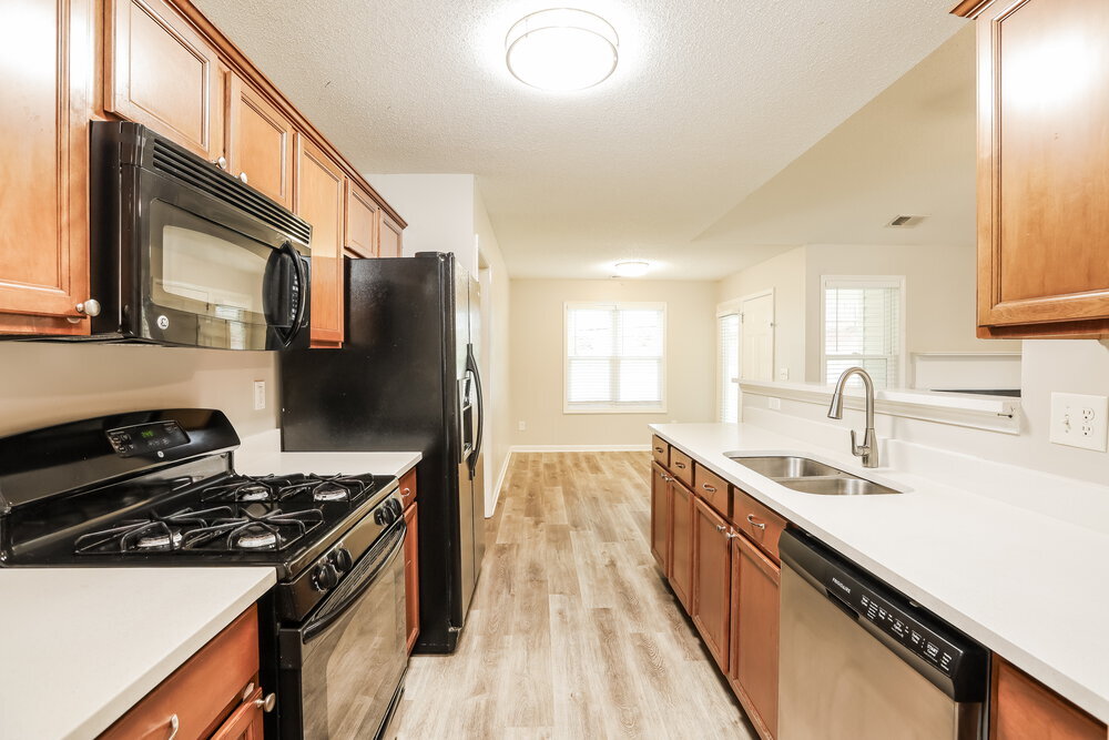 Building Photo - 225 Comet Ct