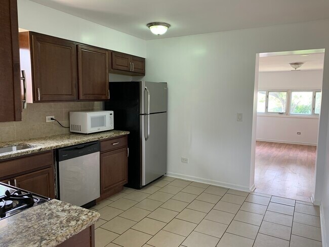 Building Photo - 4118 Wesley Terrace