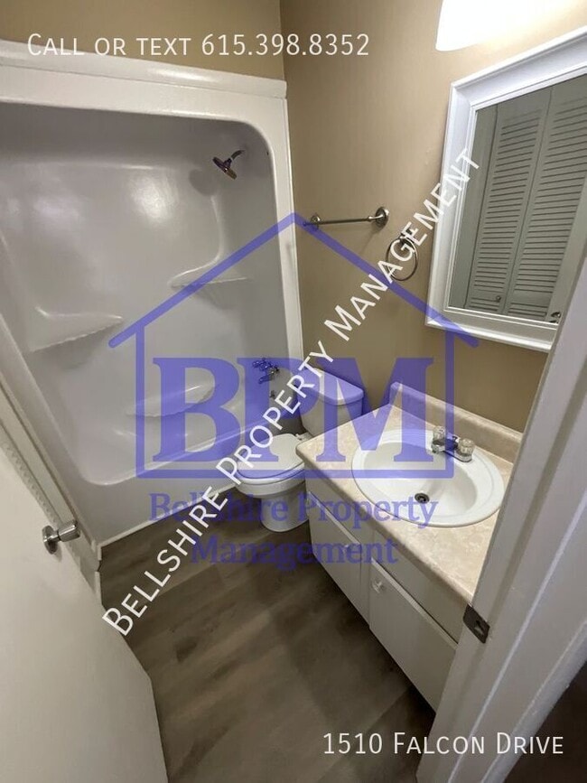 Building Photo - 1510 Falcon Dr