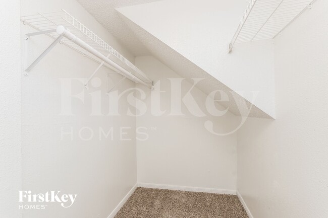 Building Photo - 2503 Silver Trumpet Dr