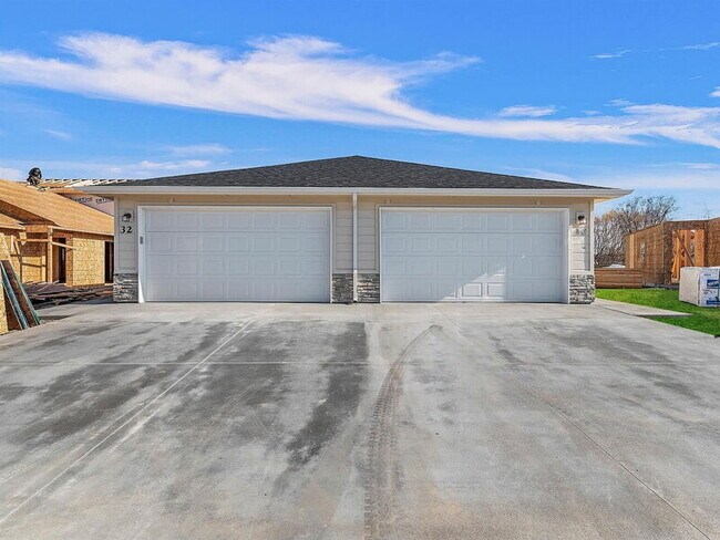 Building Photo - 83 S Drifter Loop