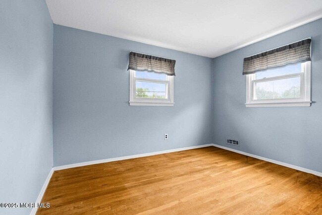 Building Photo - 23 Barbara Ln