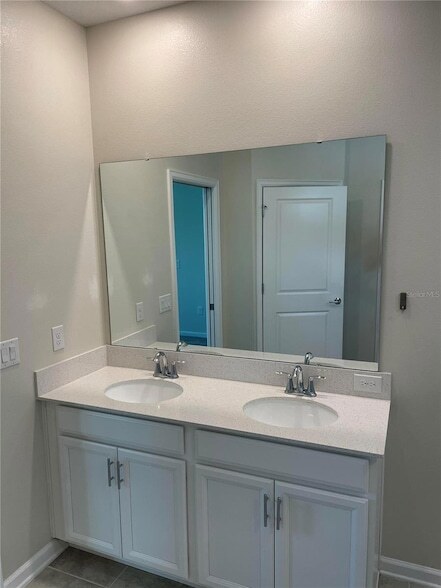Building Photo - 3431 Sagebrush St