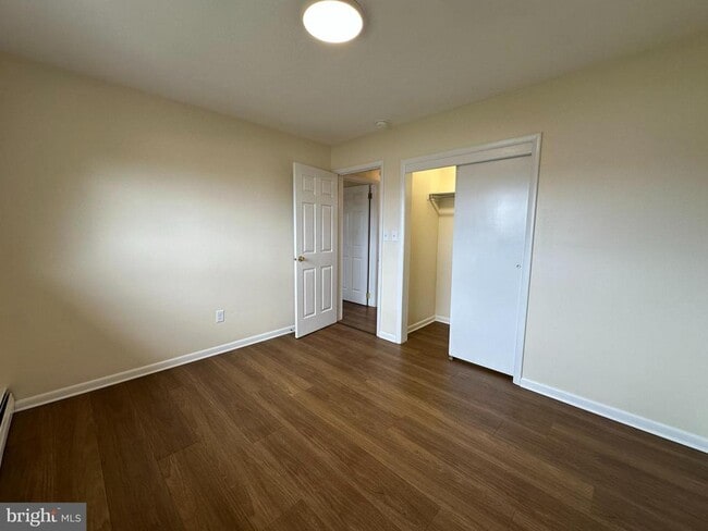 Building Photo - 623 Kriner Rd