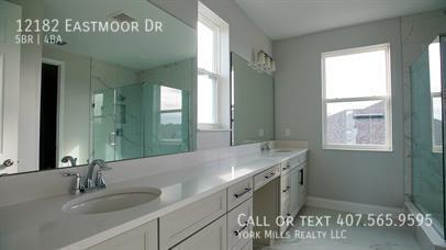 Building Photo - 12182 Eastmoor Dr