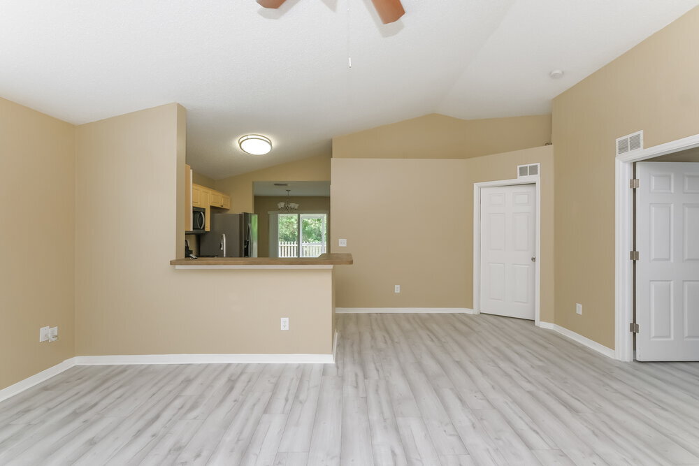 Building Photo - 6719 Summer Cove Dr