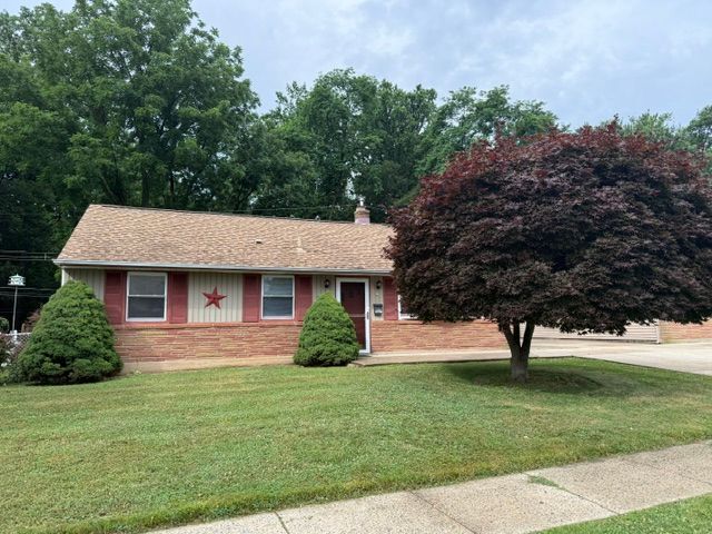 Building Photo - 3746 Windsor Dr