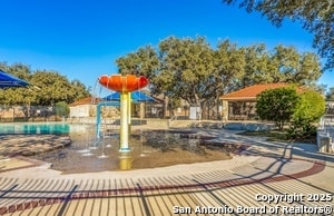 Building Photo - 317 Sandy Shl