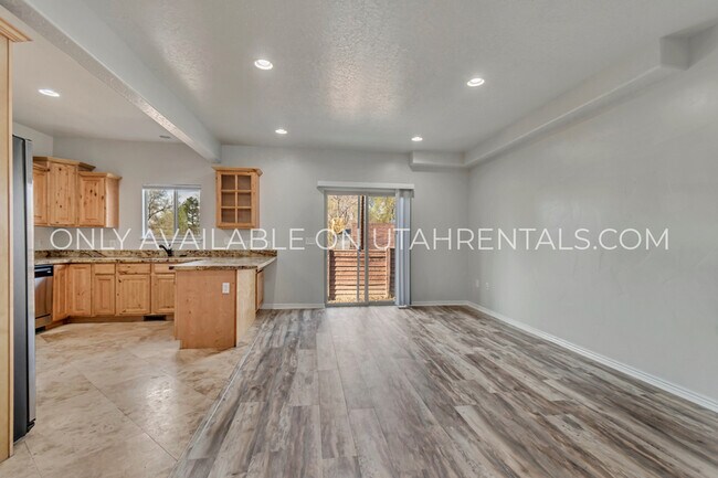 Building Photo - 279 Ailee Lane