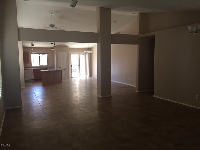 Building Photo - 16054 N 138th Dr