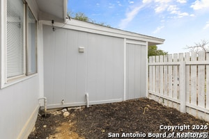 Building Photo - 6502 Spring Branch St