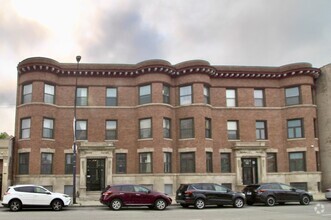 Building Photo - 3720 S Indiana Ave