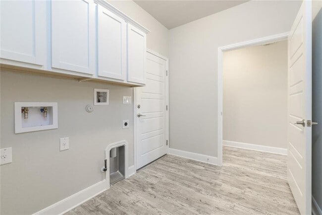 Building Photo - 9305 Margaret Jewel Ln