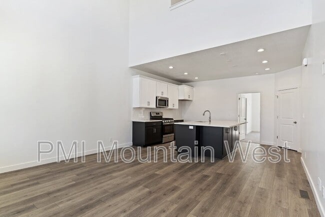 Building Photo - 1836 Red Twilight Ln