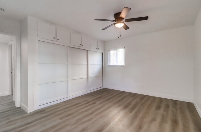 Building Photo - Hurlbut