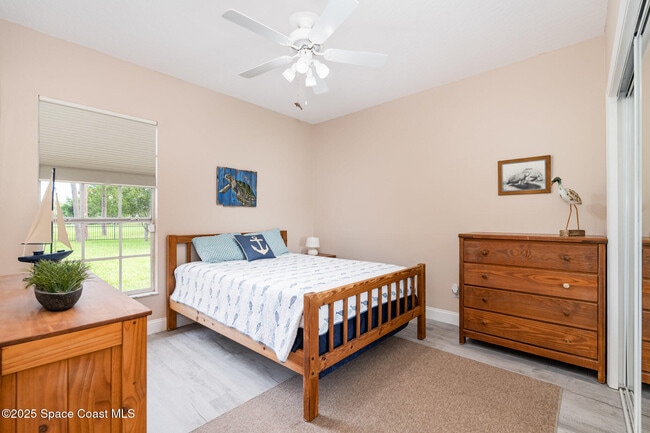 Building Photo - 3897 Peacock Dr