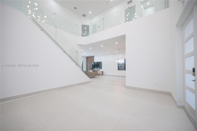 Building Photo - 8842 NW 161st Terrace