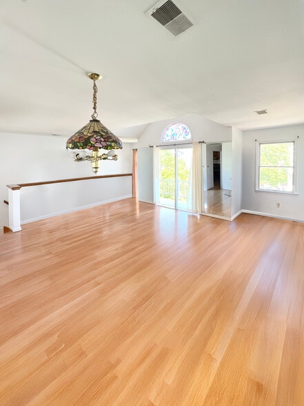 Building Photo - 85 Grieco Dr