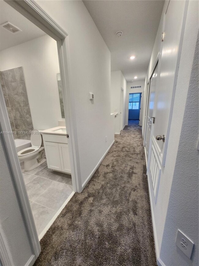 Building Photo - 108 Bogey Dr