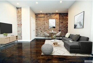 Building Photo - 3 bedroom in New York NY 10026