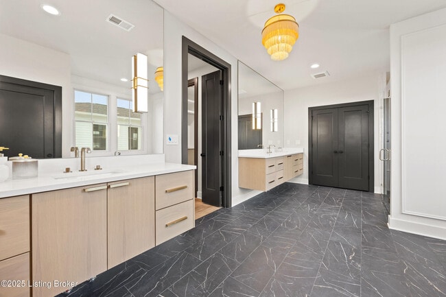 Building Photo - 11416 River Beauty Loop