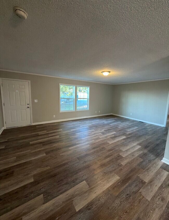 Building Photo - 796 Breazeale Rd